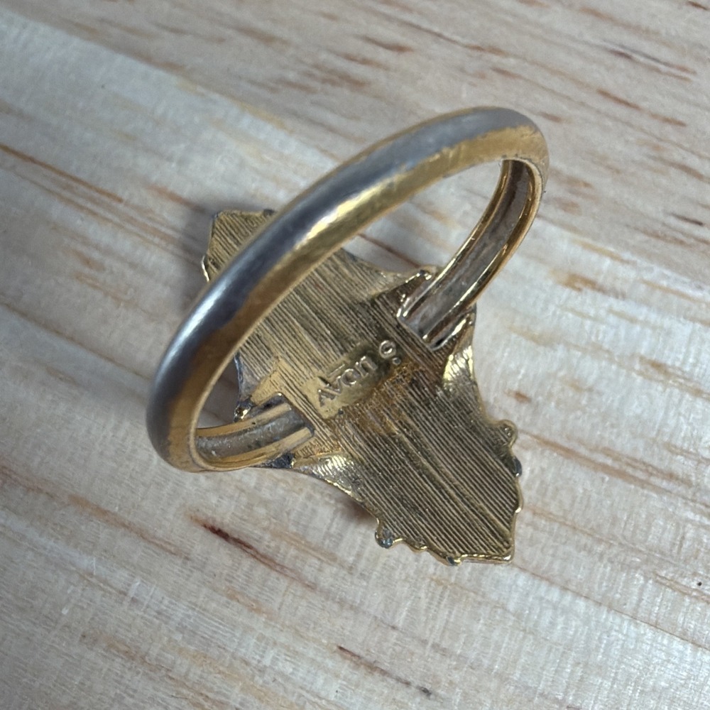 MISSING STONE Vintage Avon Kensington Ring Gold-tone Victorian Signed Size 9 - Picture 6 of 8